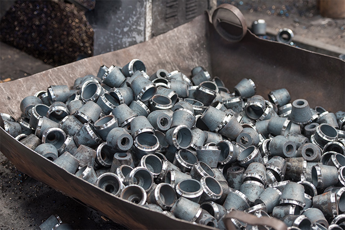 境外网架锥头车间